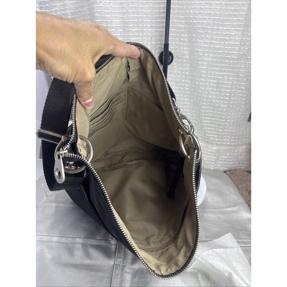 (E4) Baggallini Durable Sydney Black Cross Body Bag Purse Travel Pockets - Picture 10 of 13